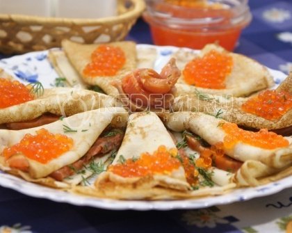 Блины с сёмгой и икрой