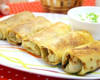 Блины с мясом и грибами