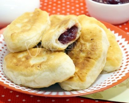 Пирожки с повидлом