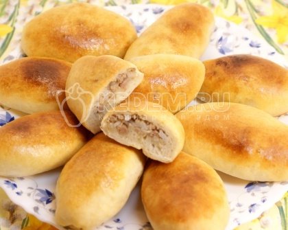 Пирожки с мясом и рисом