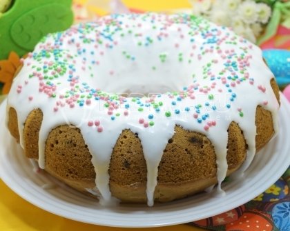 Пасхальный кекс с изюмом