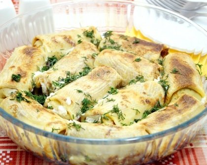 Блины с мясом и рисом в духовке