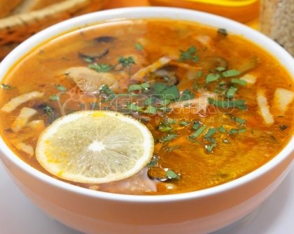 Солянка с перловкой «Таежная»