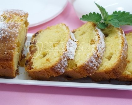 Кекс с изюмом в духовке