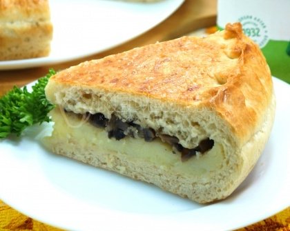 Пирог с картофелем и грибами