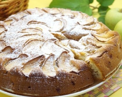 Шарлотка на сметане